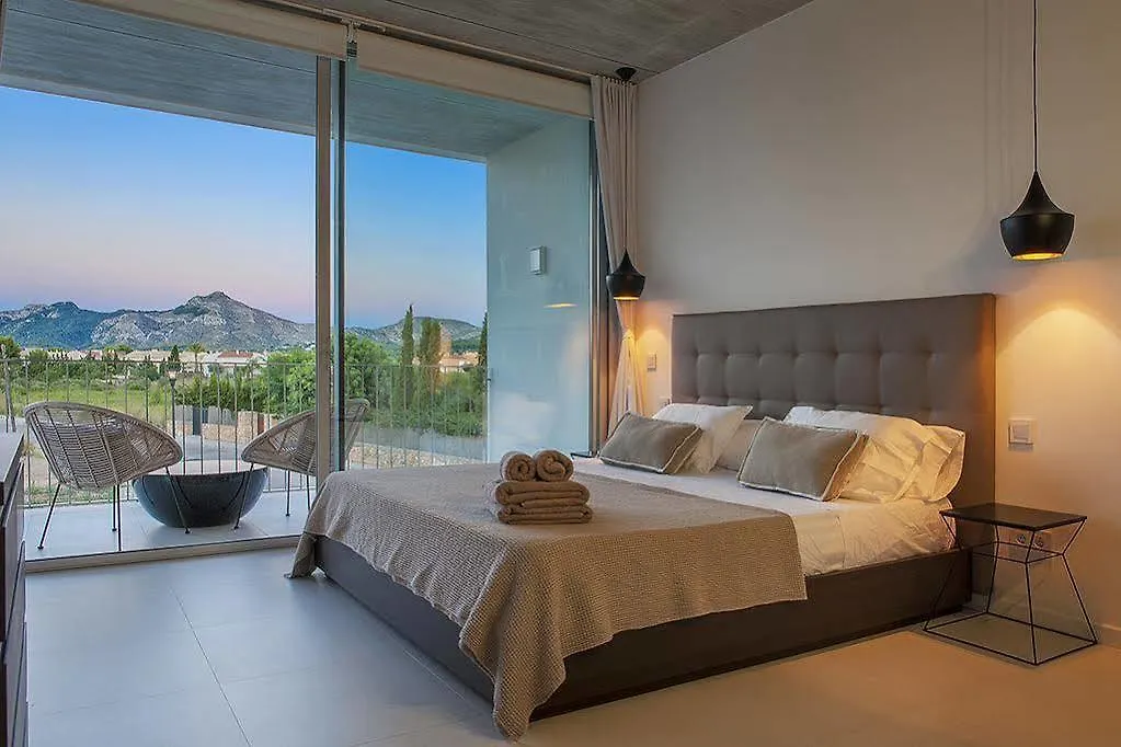 Villa Roser - Family Only
